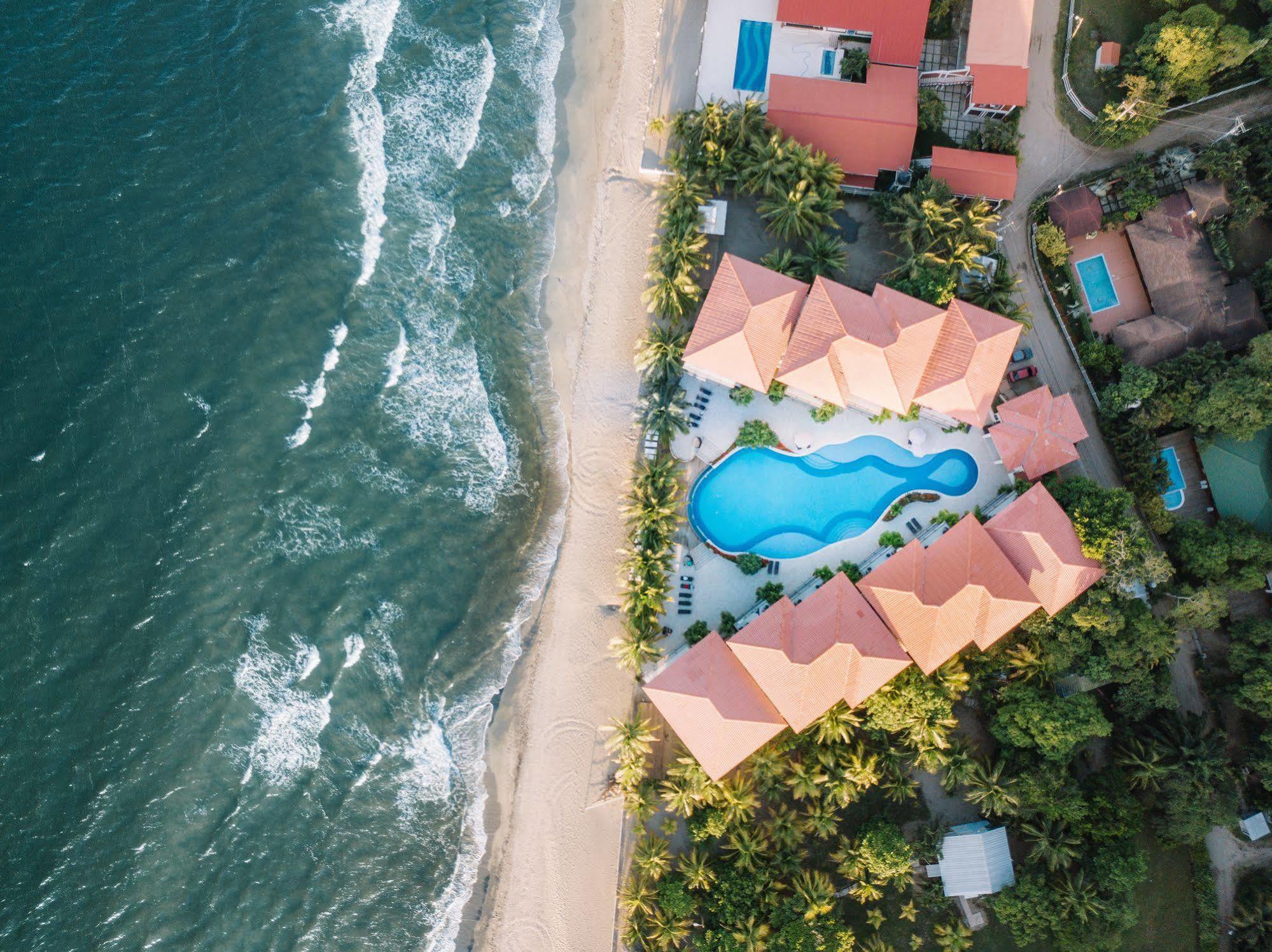 Playa Escondida Beach Club Tela Exterior photo