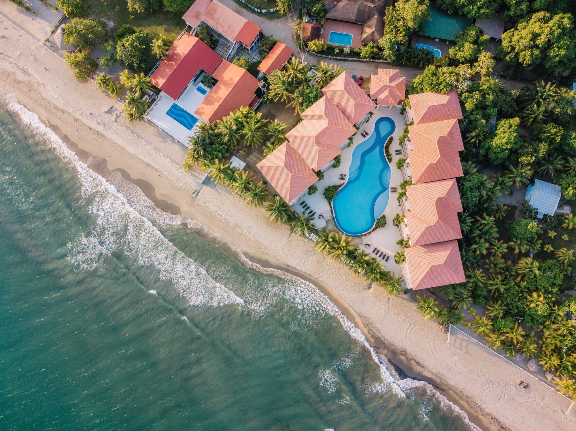 Playa Escondida Beach Club Tela Exterior photo